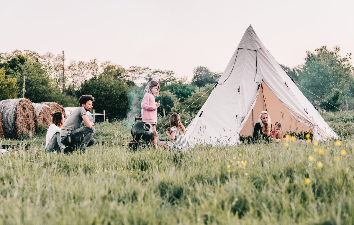 Camping mit Kindern: drei Ideen für den Familienurlaub im Zelt