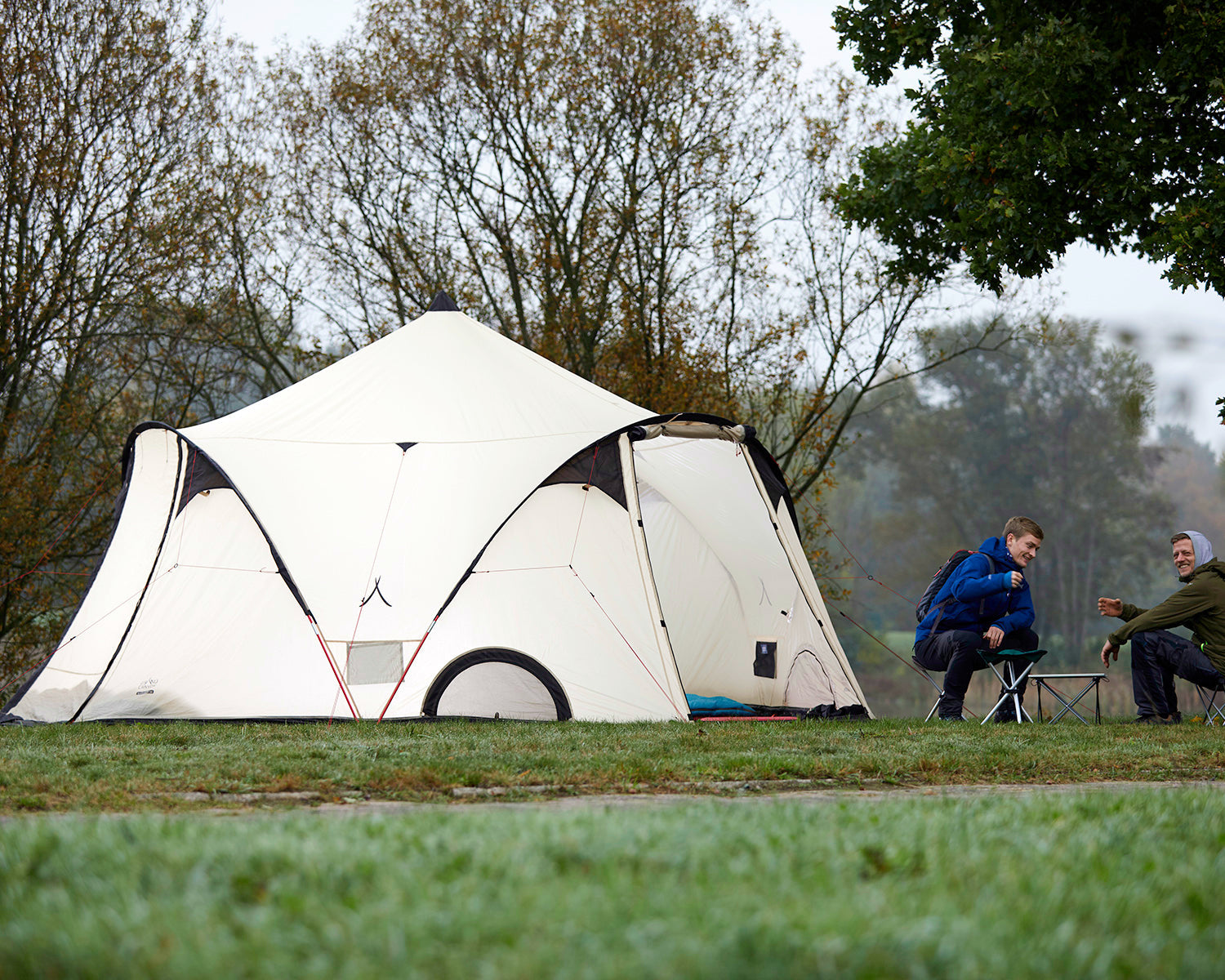 Tucket Tisch Mini Alu