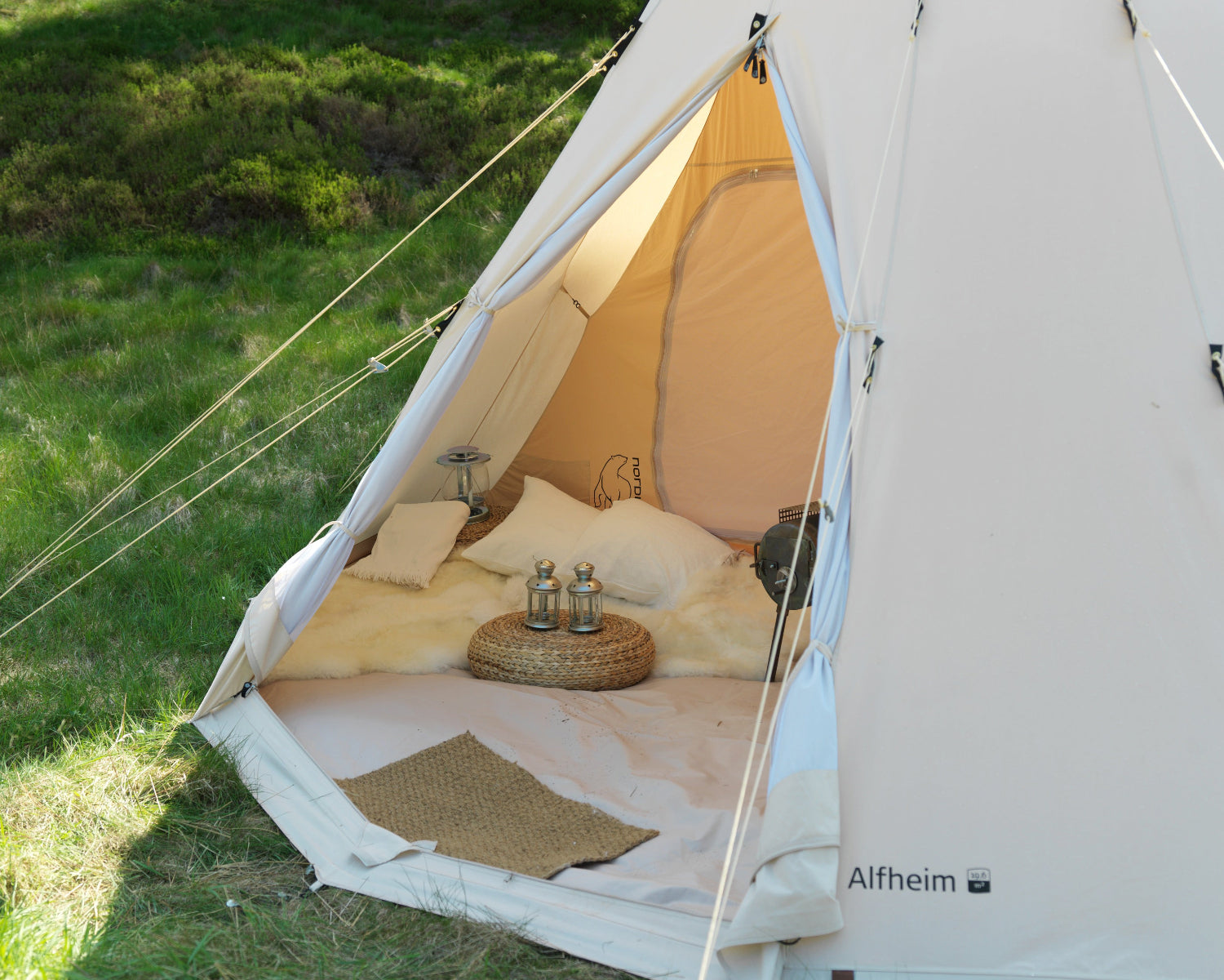 Alfheim 19.6 Glamping Zelt - 19.6 m² | 8 -10 Personen | Sandshell