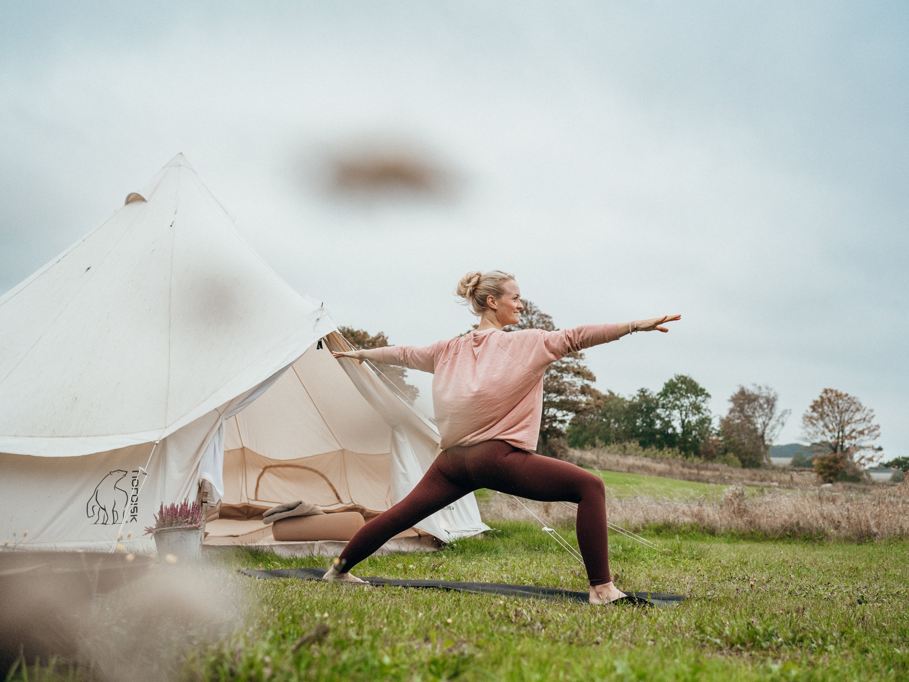 Asgard 19.6 Glamping Zelt - 19.6 m² | 8 -10 Personen | Sandshell