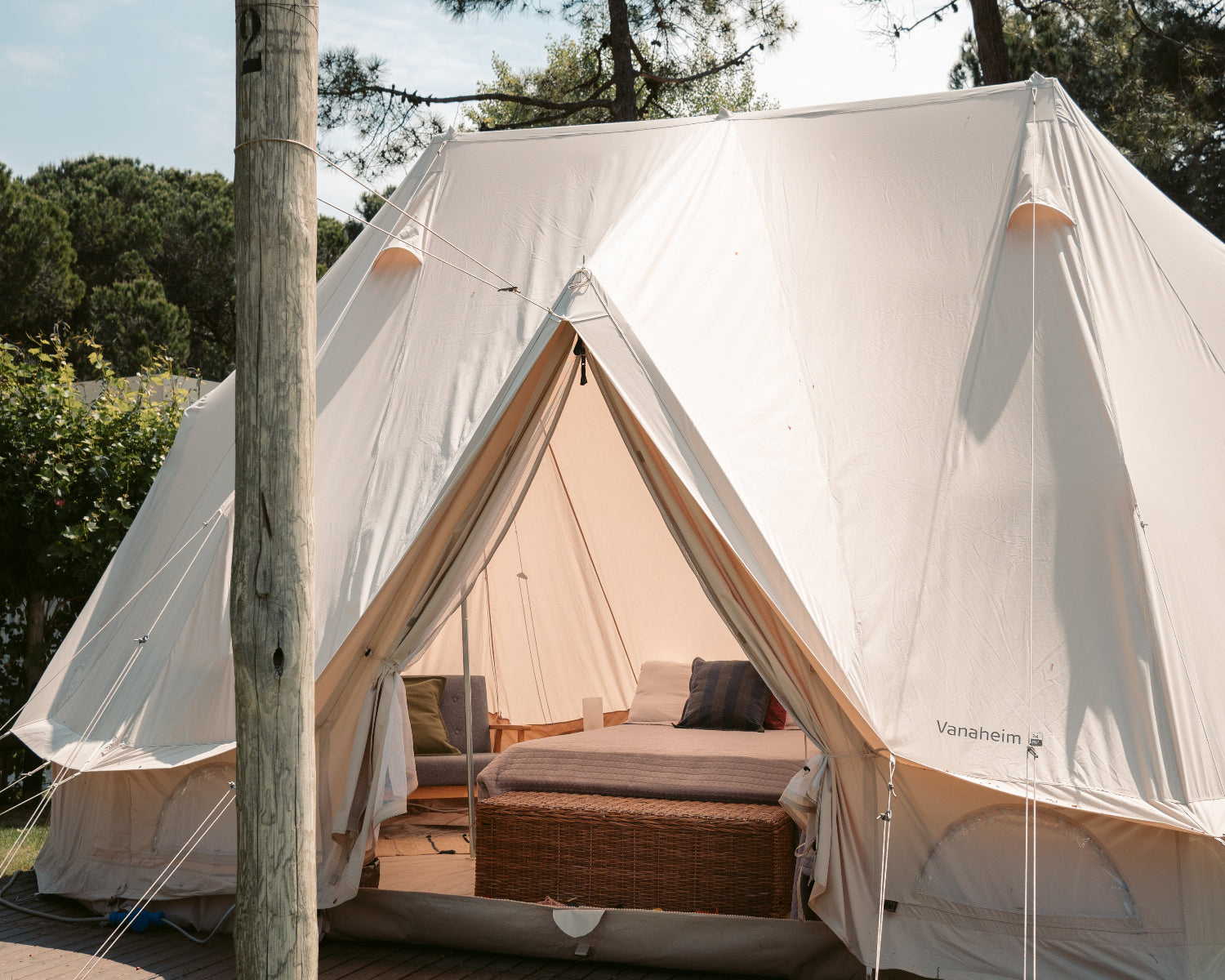 Vanaheim 40 Glamping Zelt - 40 m² | 16 Personen | Sandshell