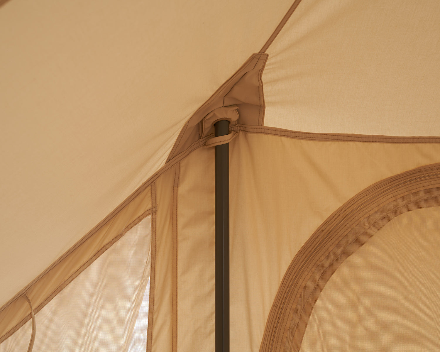 Utgard Sky 13.2 Glamping Zelt - 13.2 m² | 6 Personen | Sandshell
