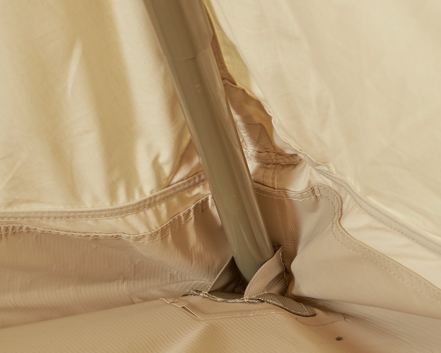 Midgard 9.2 Glamping Zelt - 9.2 m² | 6 Personen | Sandshell